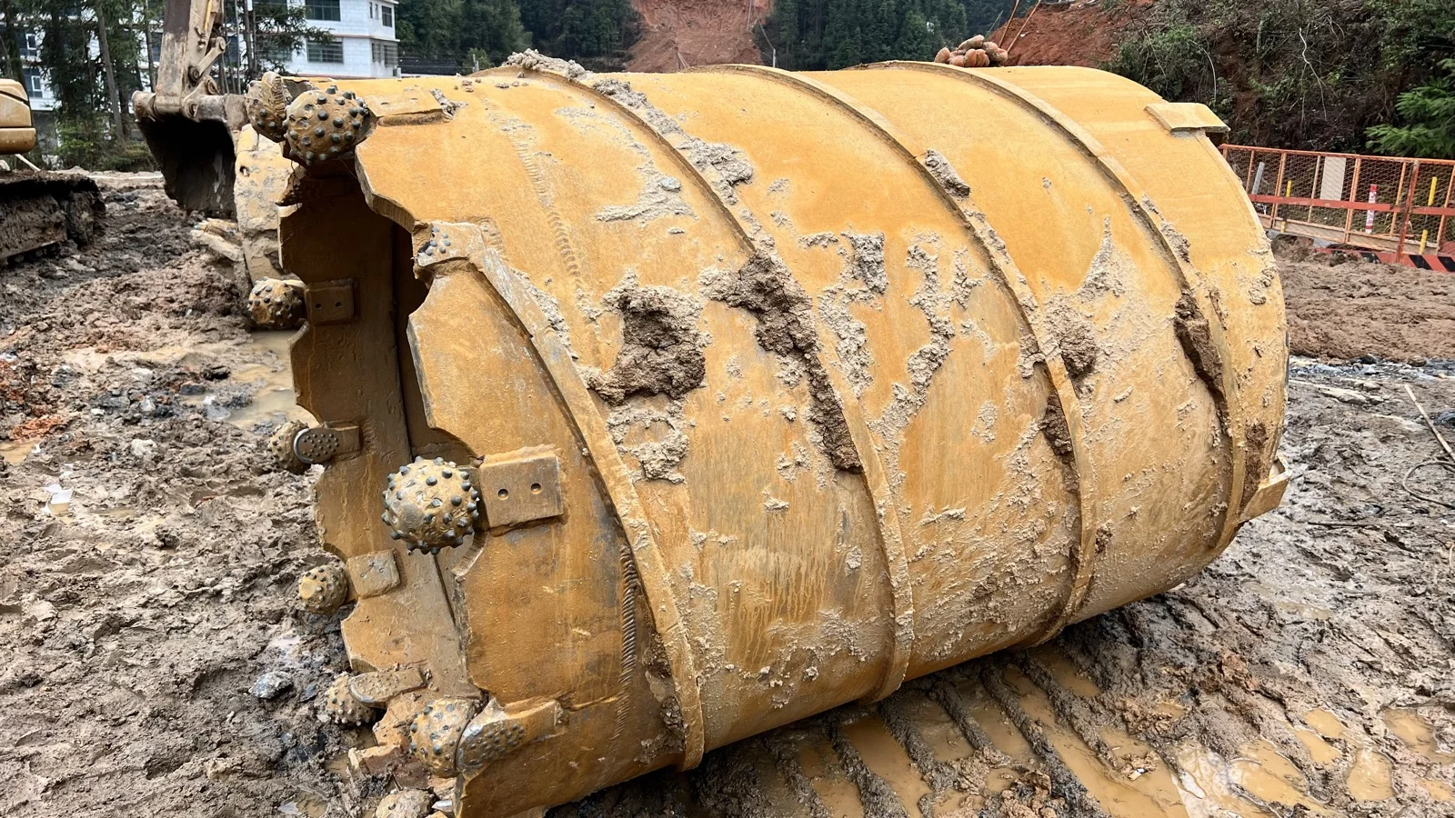 Ống khoan lấy lõi hiện có của khách hàng tại công trường Hunan trước cải tạo